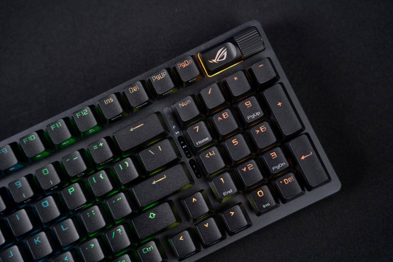 rog游侠2 无线键盘体验:98配列的六边形战士_设计_玩家_模式