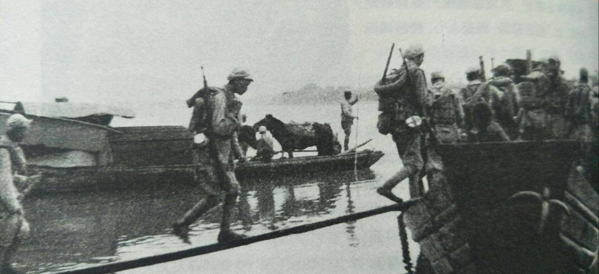 万山海战炮声隆,四野猛虎化蛟龙,木船俘虏驱逐舰成就不朽传奇_国民党