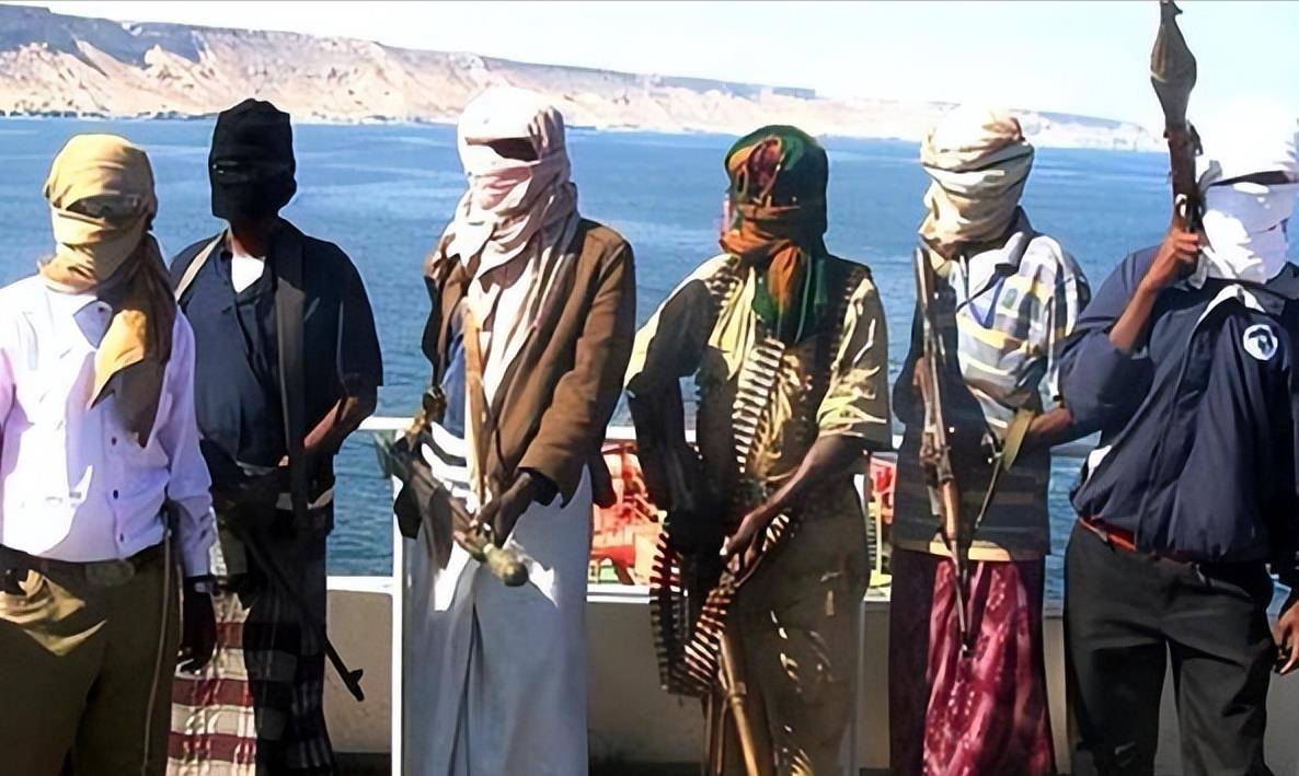 索马里海盗误抢俄罗斯游轮,船上全是中国石油,最终下场如何?