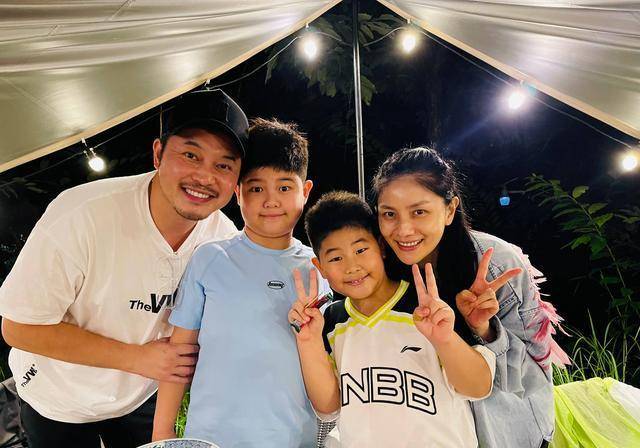 夫妻,能够继续为大家做出好的榜样,传递偶像正能量,比如周杰伦昆凌宣