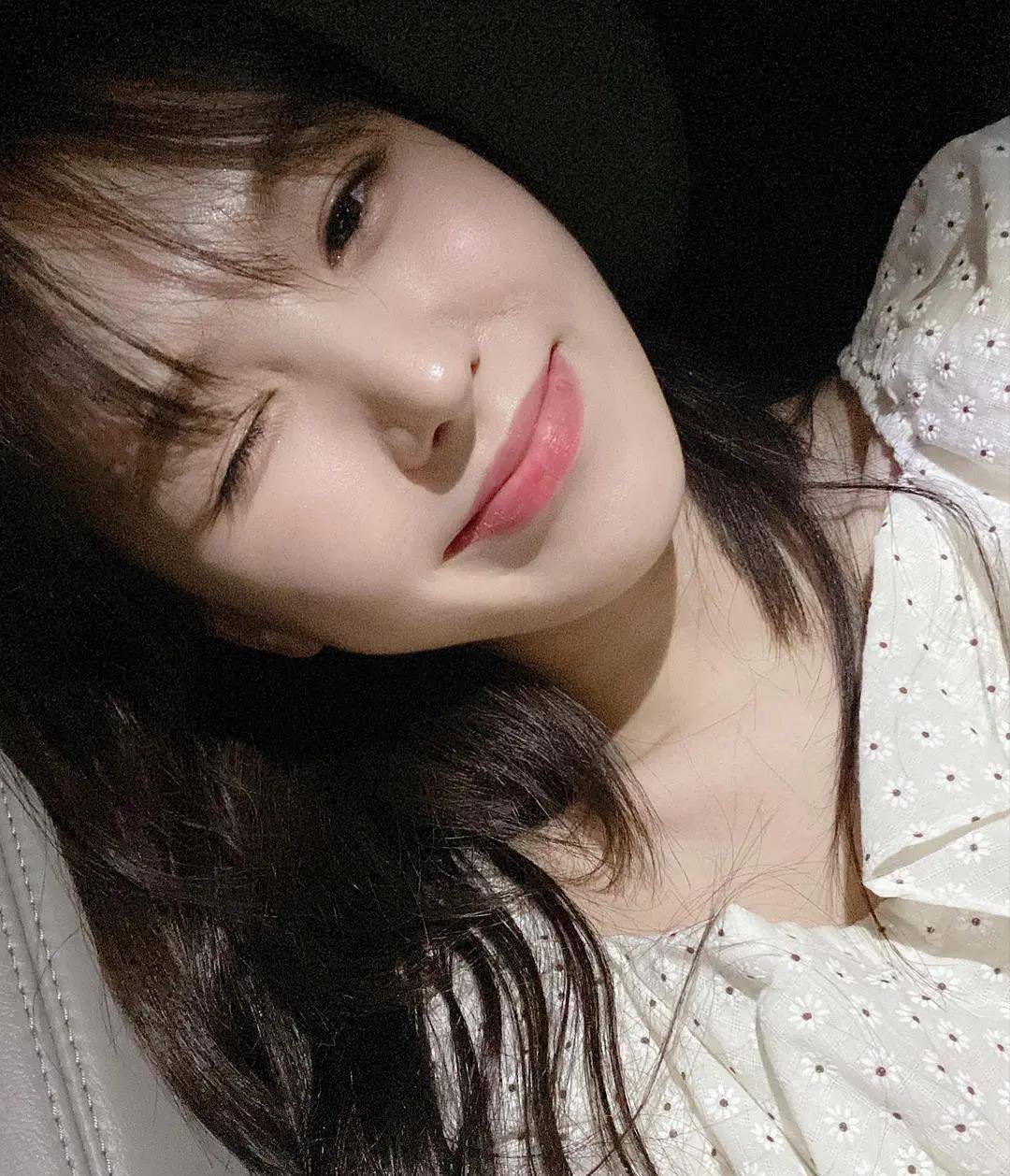 wendy近照自然元气,重拾自信吸引新粉丝,颜值恢复巅峰状态_透明感_韩