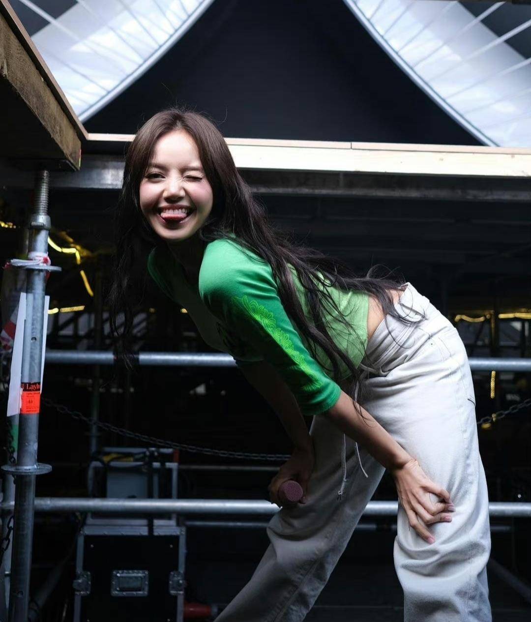 lisa身材是真辣!