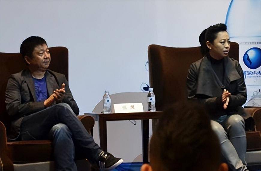 歌手黄绮珊:三婚三离,膝下无儿无女,54岁只有"干儿子"杜海涛_父母