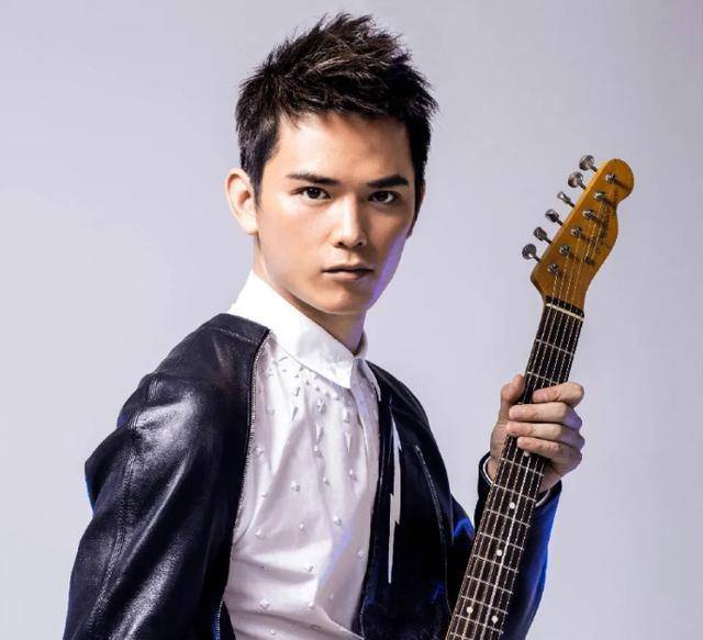 毕夏重拾笑容,与汪峰携女儿醒醒共度生日_张恒远_生活_照片