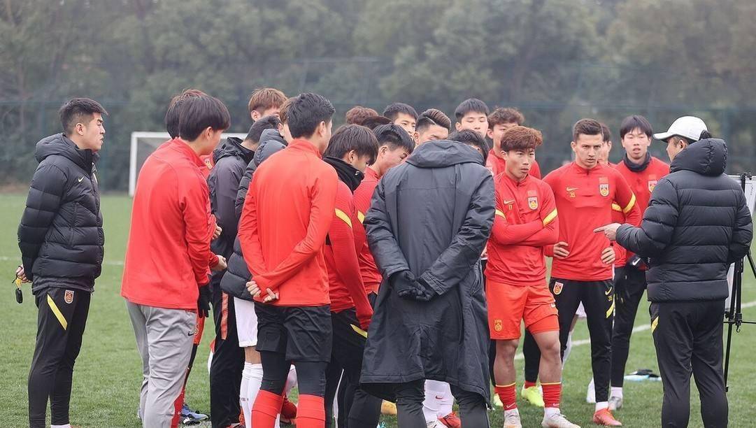 本次集训的大名单共计30位球员,不过完成报到仅有24位球员,6人因不同