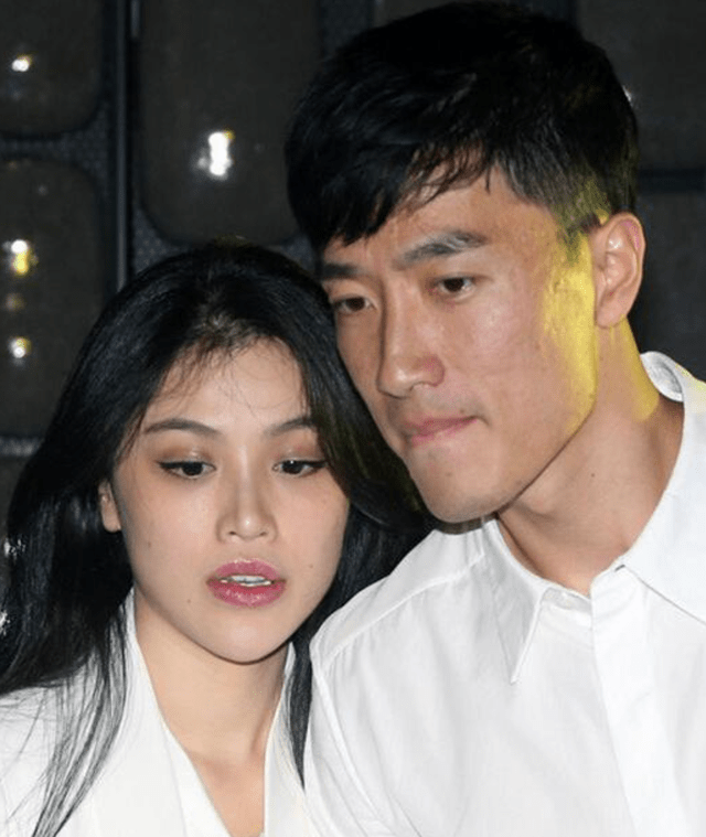 2015年6月25日,葛天和刘翔结婚仅9个月便宣布离婚.