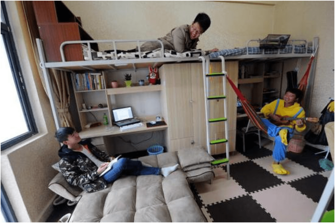 武汉大学推出"夫妻宿舍",一间宿舍两张床成亮点,网友:我酸了_生活