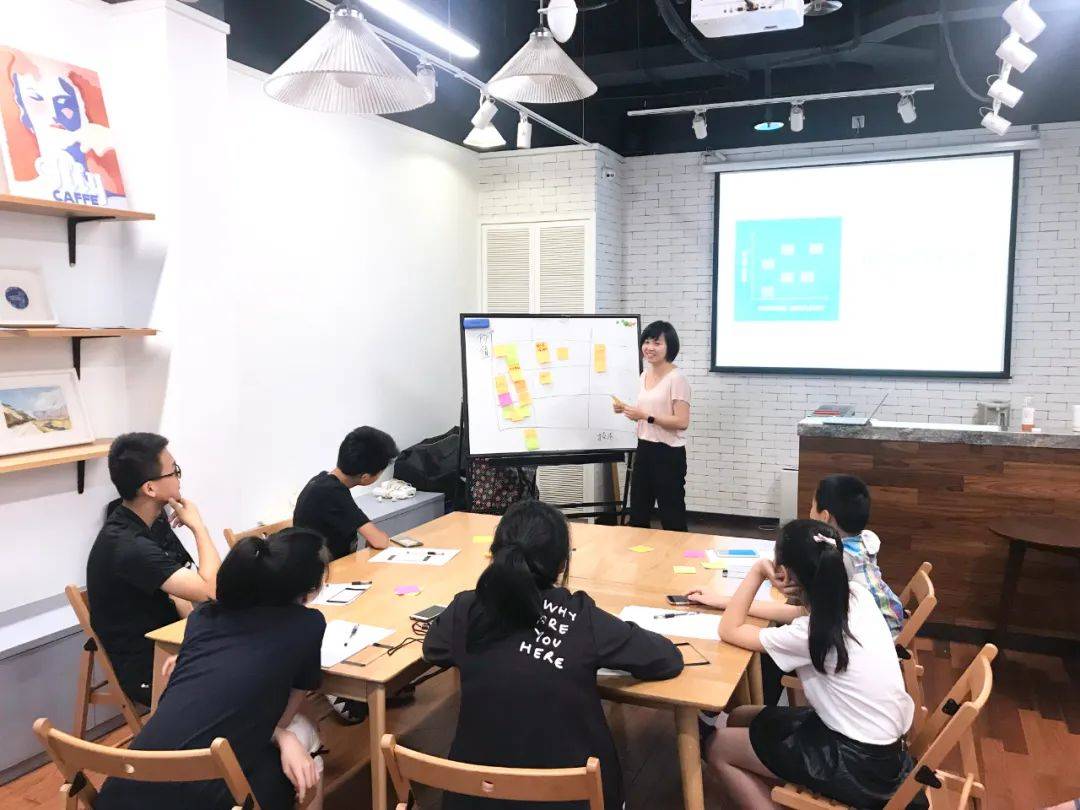 科技领先教育机构齿轮梨创客返场腾讯-齿轮梨怎么样好吃吗
