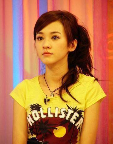 陈意涵未婚先孕,组建前男友团旅游!她的目标是组建男友足球队?