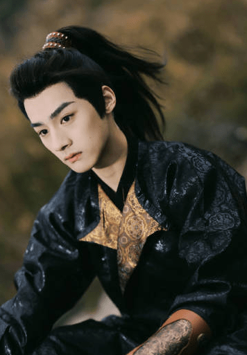 曝00后小生被投诉,在片场被带走,致虞书欣新剧被撤档_储子_大陆_电视