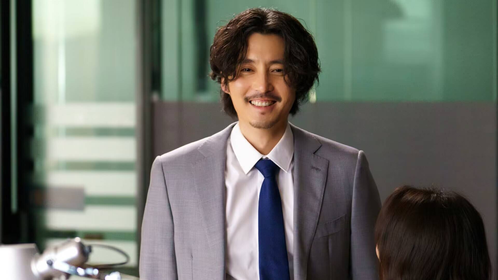 《她的城》4位男主结局迥异,把老婆当摇钱树的徐辛,结局很悲惨_谢长江