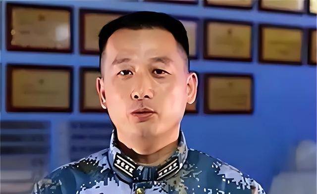 辽宁舰副舰长陆强强:他曾是美国国防部的"知名人物"_训练_全海军_能力