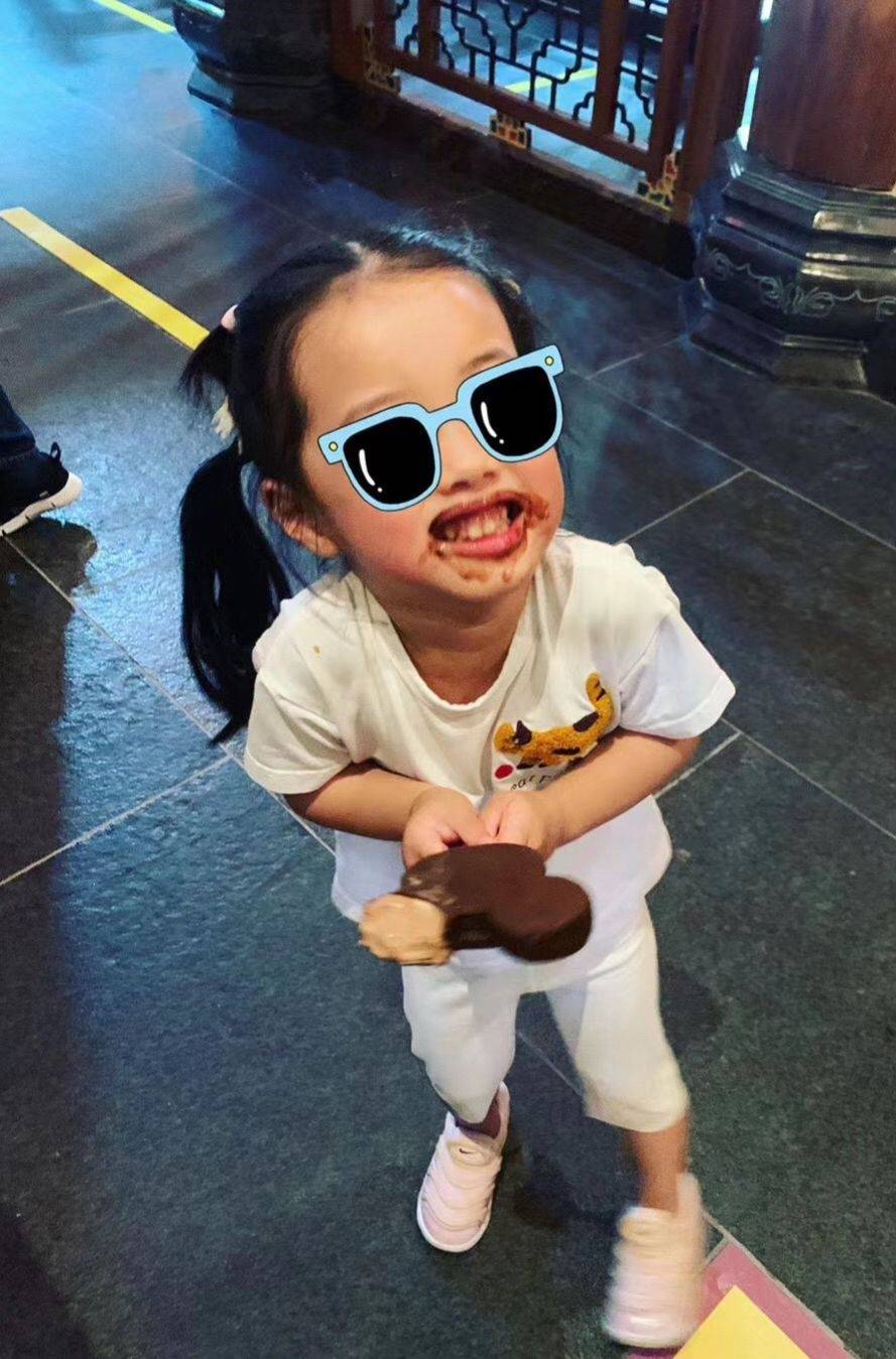 陈赫版什么是快乐星球,女儿冲浪速度太快了吧_陈安安_影响力_谈未来