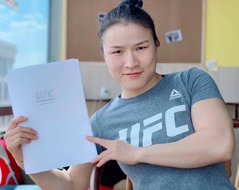 素有实力派辣妹张伟丽卫冕战望破百万美元收入!_比赛_拳击_中国