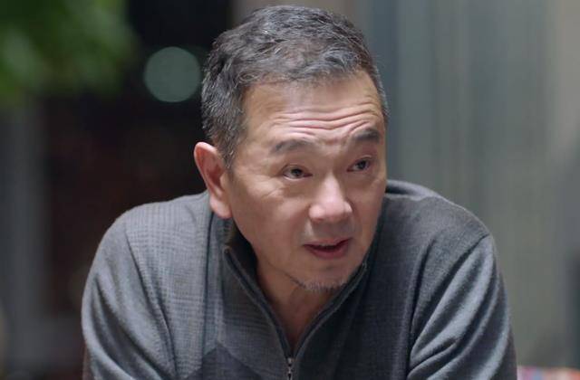 电视剧《热爱》:尚晋擅自让李氏蹄花打六折,李掌柜巧妙化解风波_李双