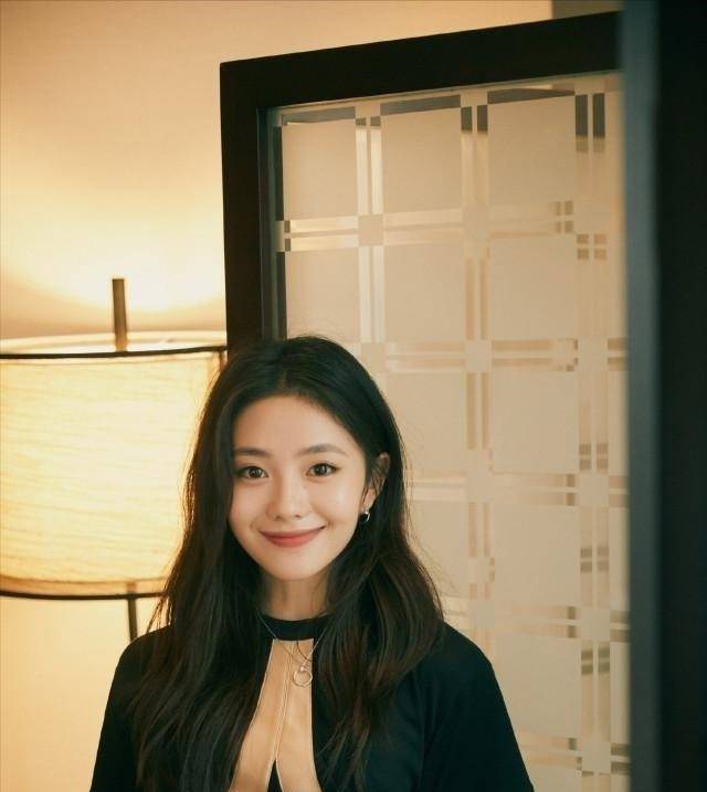 "谋女郎"刘浩存:我不是资源咖,没有年龄造假,是天赋型演员_张艺谋