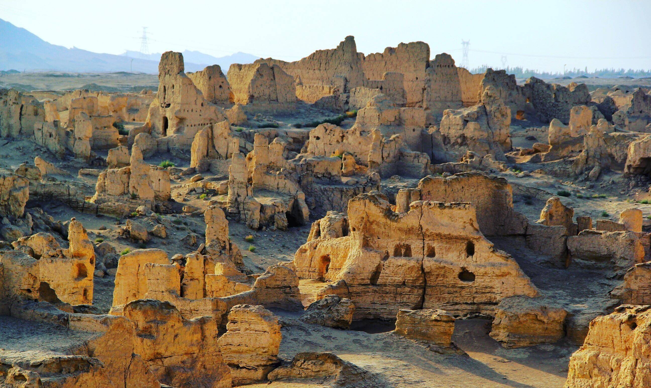 西域三十六国:探寻新疆历史上最璀璨的时代_楼兰_龟兹_遗址