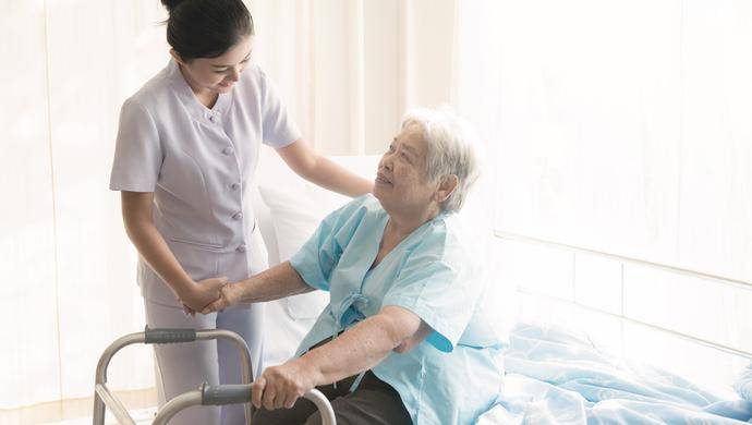 老年护理员证书如何报考？？ 报考条件、时间、作用、适考人群、好考吗？