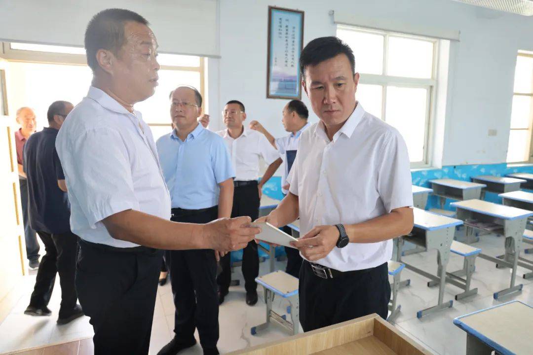 刘广宁专题调研全区教育工作