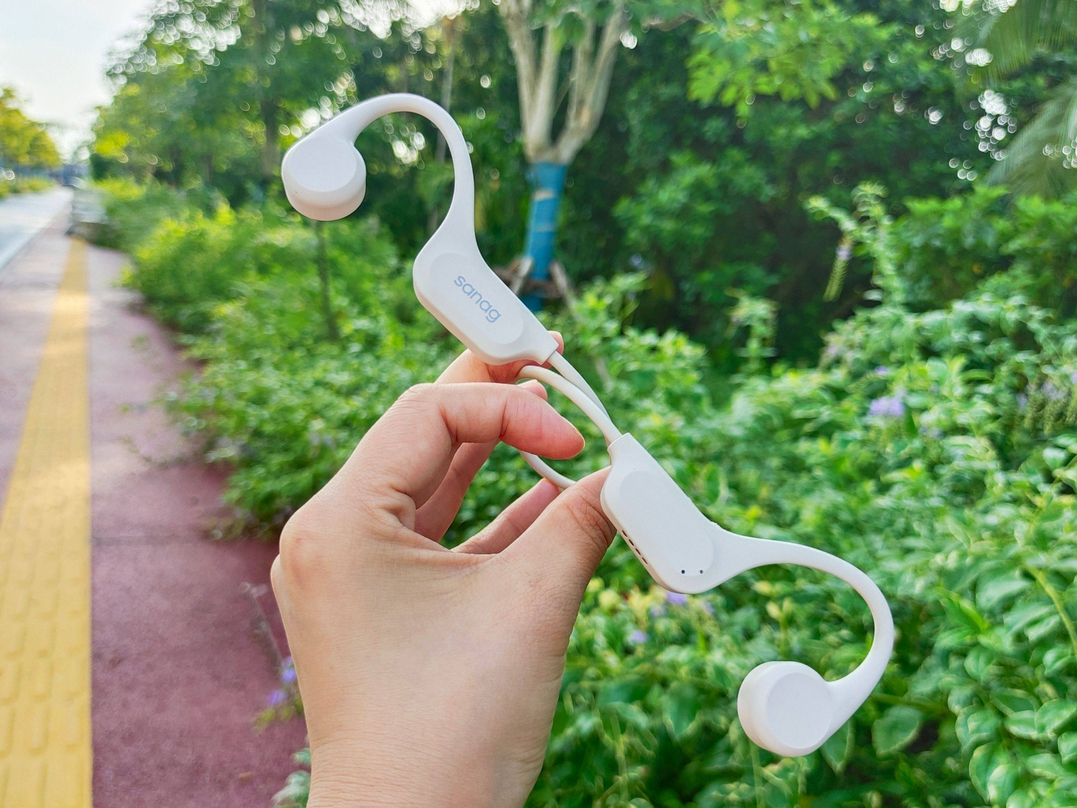 游泳必备sanag 塞那 B60S PRO骨传导耳机，亲身评测，“神兽”归笼前值得一试