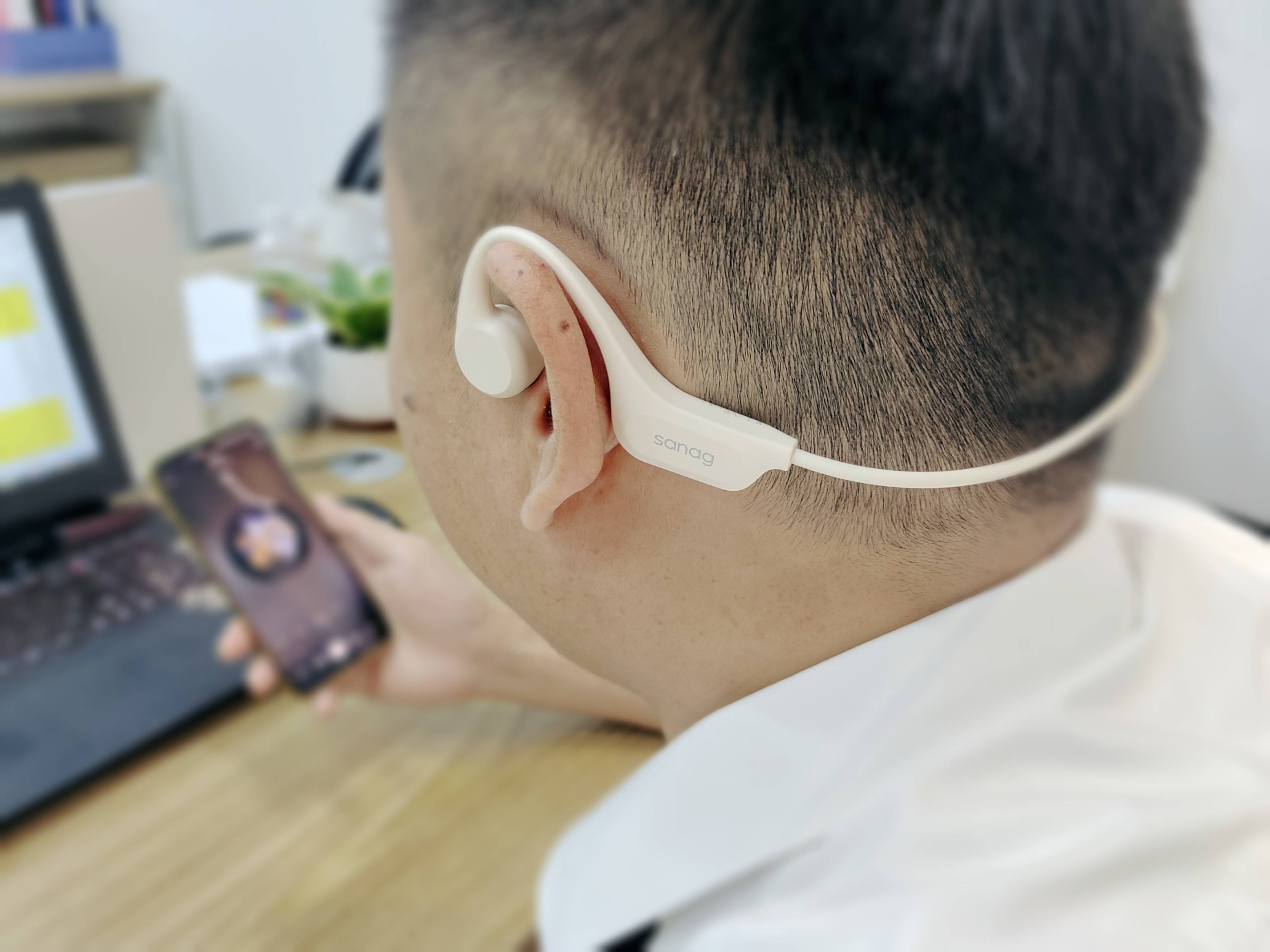 游泳必备sanag 塞那 B60S PRO骨传导耳机，亲身评测，“神兽”归笼前值得一试