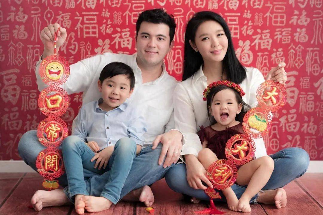 官恩娜_老公_公司