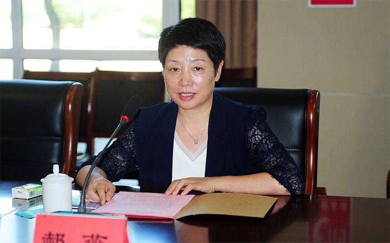 倪庆宾首先对郝燕书记一行的到来表示热烈的欢迎,并介绍了泰安市中心