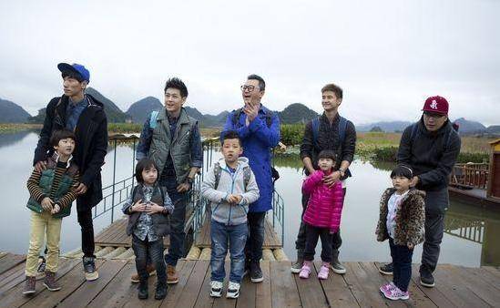 "模特男神"张亮,从一夜爆红走向堕落,资本被耗尽了?_寇静_节目_工作