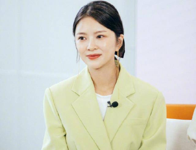 王灿交际圈有多广,得知女闺蜜身份后,杜淳终究是高攀了_素人_王若雪