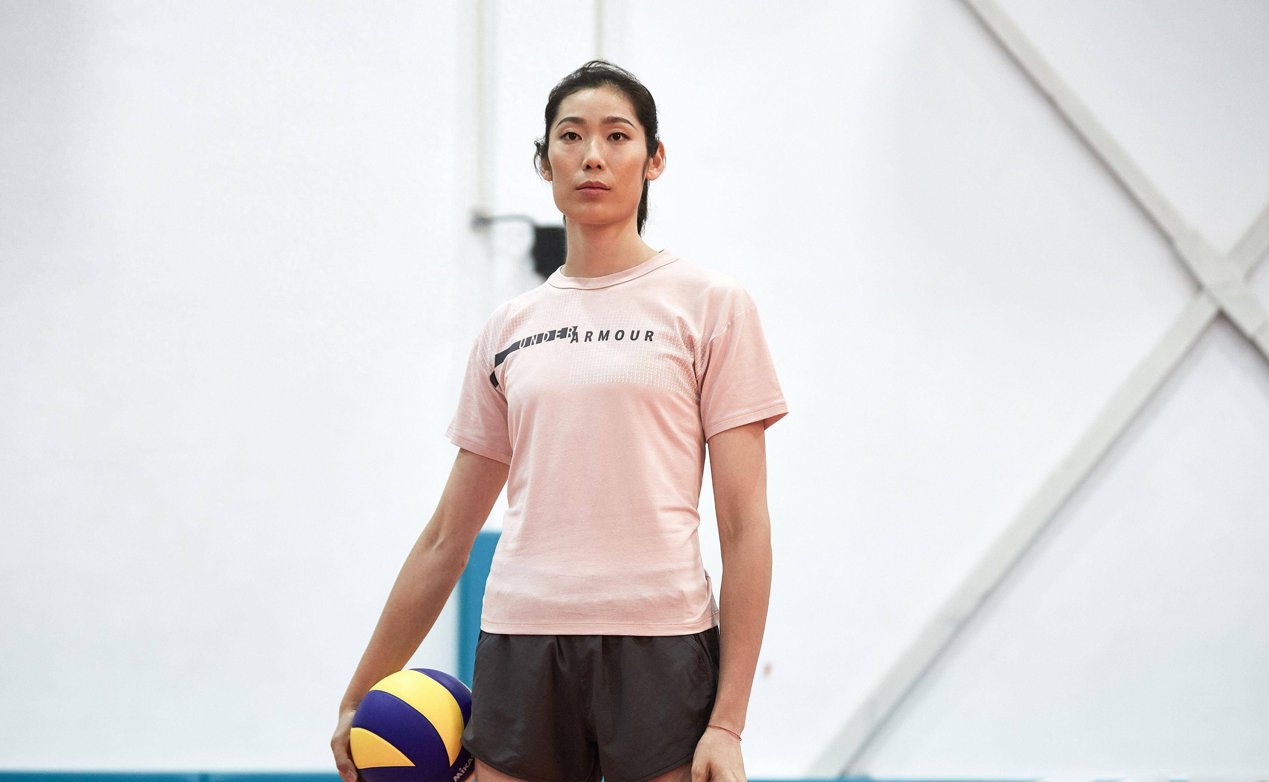 28岁朱婷恋爱曝光陪同治疗游玩,晚间22时男方做出回应,不该犯错_男友