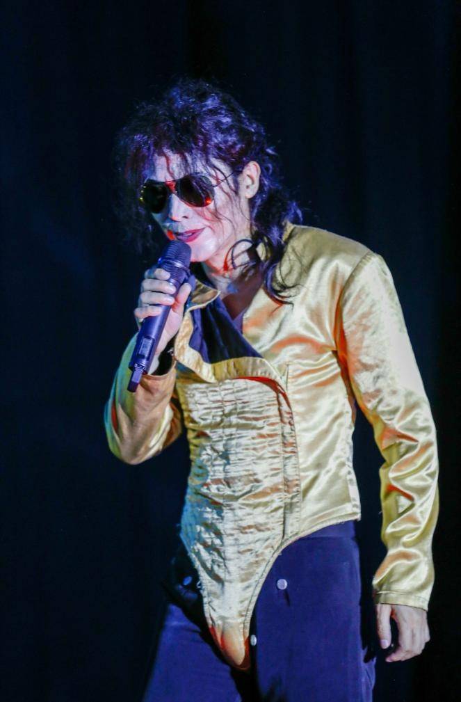 王杰克逊火爆全球,2023年再次受邀到新加坡,马来西亚,柬埔寨皇室演出