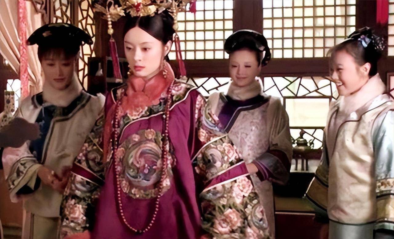 《甄嬛传:果郡王服毒另有目的,他想保另一个人,甄嬛被骗了_皇帝