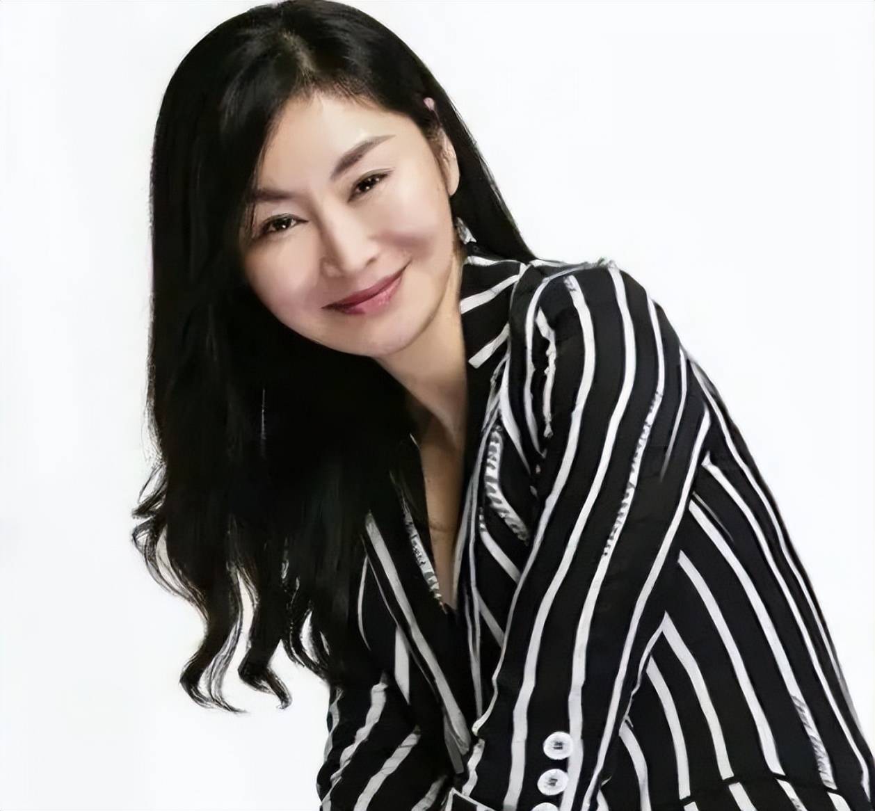 期货人物传记——"期货女神"侯沐泽(侯婷婷)_市场_止损_交易记录