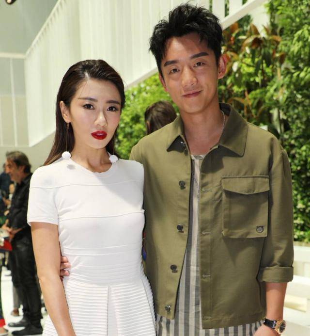 窦骁成女神收割机,虏获赌王千金何超莲芳心,前女友们都出身不凡_程