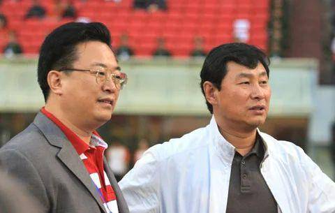 在第一次足球风暴中,足协引入了许多人,高层方面有南勇,谢亚龙等人