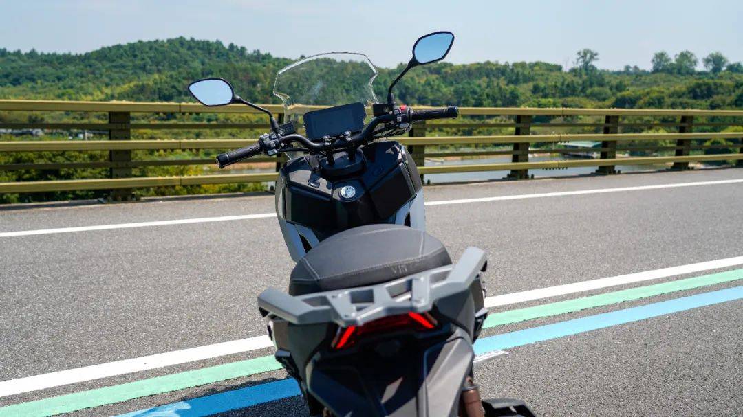 250的价格,性价比很高—25999起力帆kpv350静态评测_搜狐汽车_搜狐网