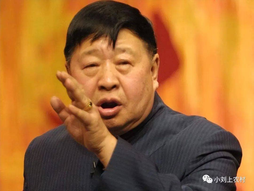 当红时抛下冯巩去当官,58岁家庭破裂,73岁的牛群如今怎样了_相声_蒙城