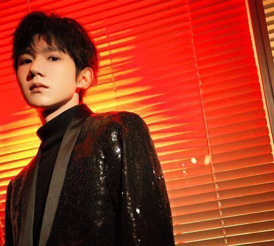 王源emoji文案是什么意思上热搜了?到底是怎么回事?_我爱你_哥哥_宝贝