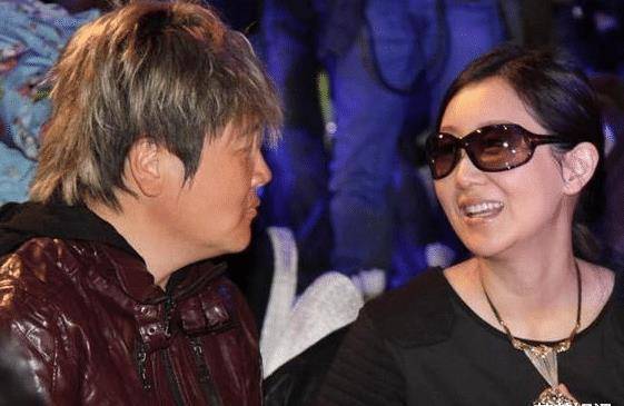 闪娶3婚女,一家六口搬三线挤月租房,开豪车吃日料_孙楠_刘欢_音乐