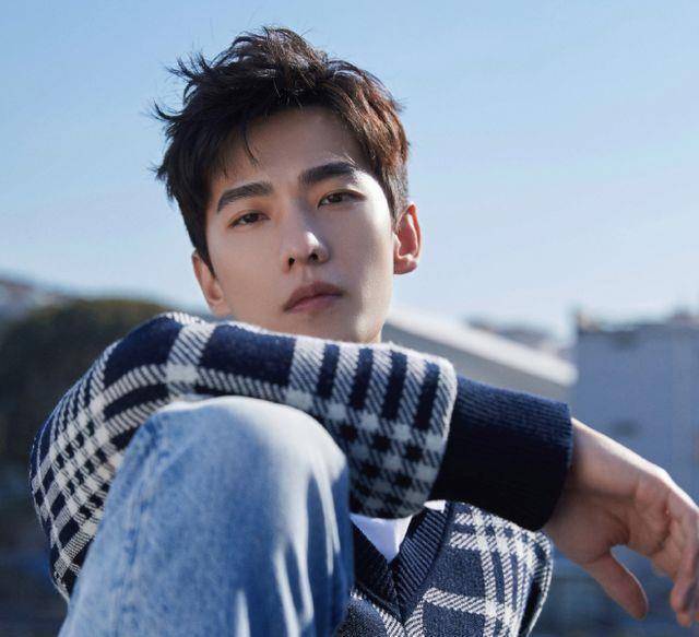 众所周知,杨洋向来是以阳光健康的形象出现在大众视野,除了长得帅脾气