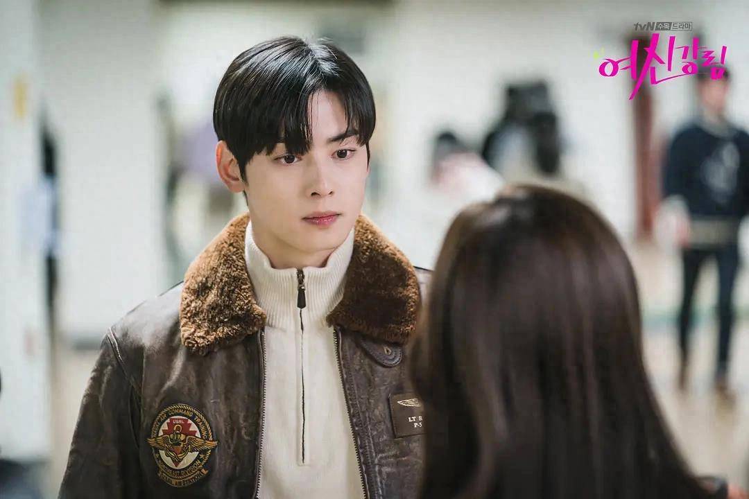 林周京的蜕变展现了外貌对影响的深度,启发如何成为更强大的自己_内心