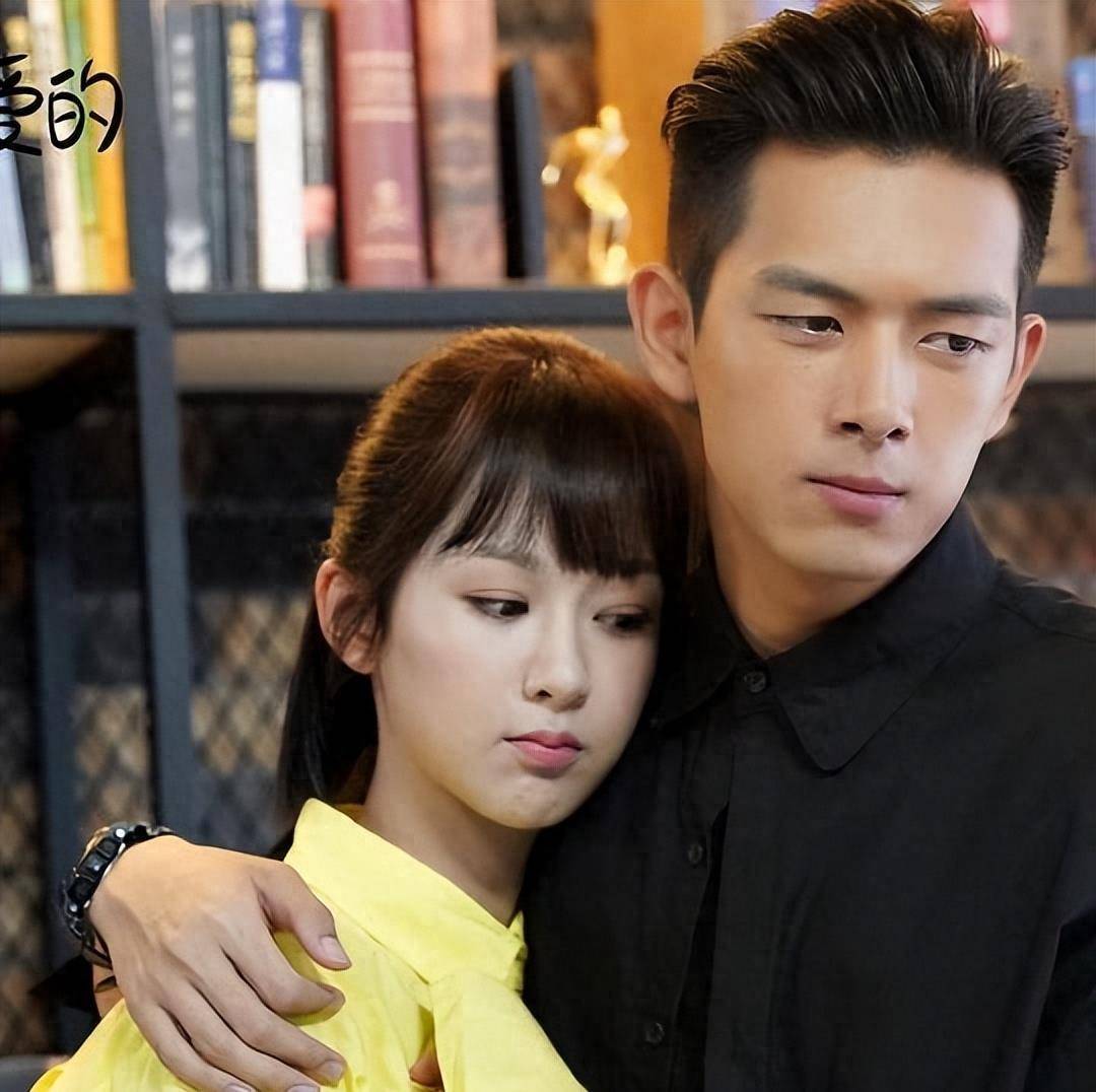 杨紫回答完,粉丝失望了_张艺兴_小时候_答案