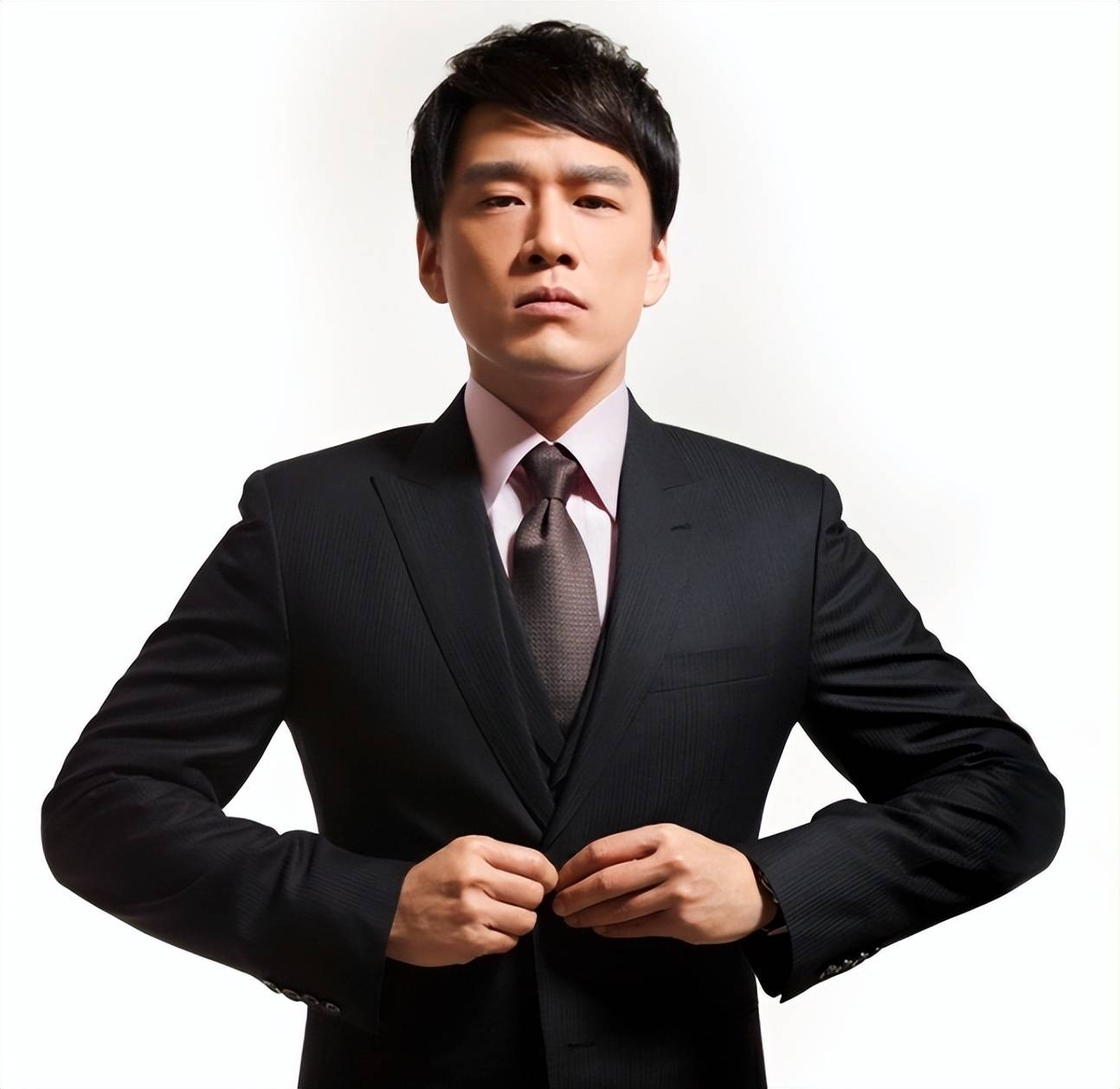 "霸道总裁"王耀庆:一个演员是没有资格生病的!敬业还是矫情?