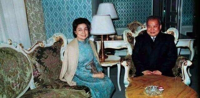 柬埔寨西哈努克亲王妻子年轻时的照片,被称为亚洲最美丽的王后_莫尼列