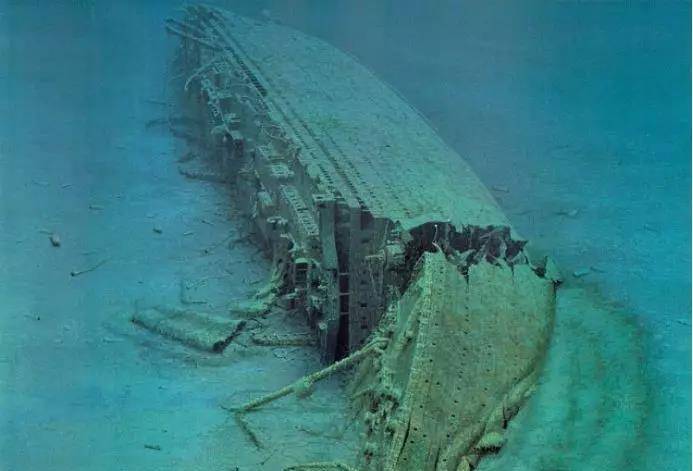 一战中德国在爱琴海布下的一颗水雷,揭开泰坦尼克号沉没的真相_不列颠