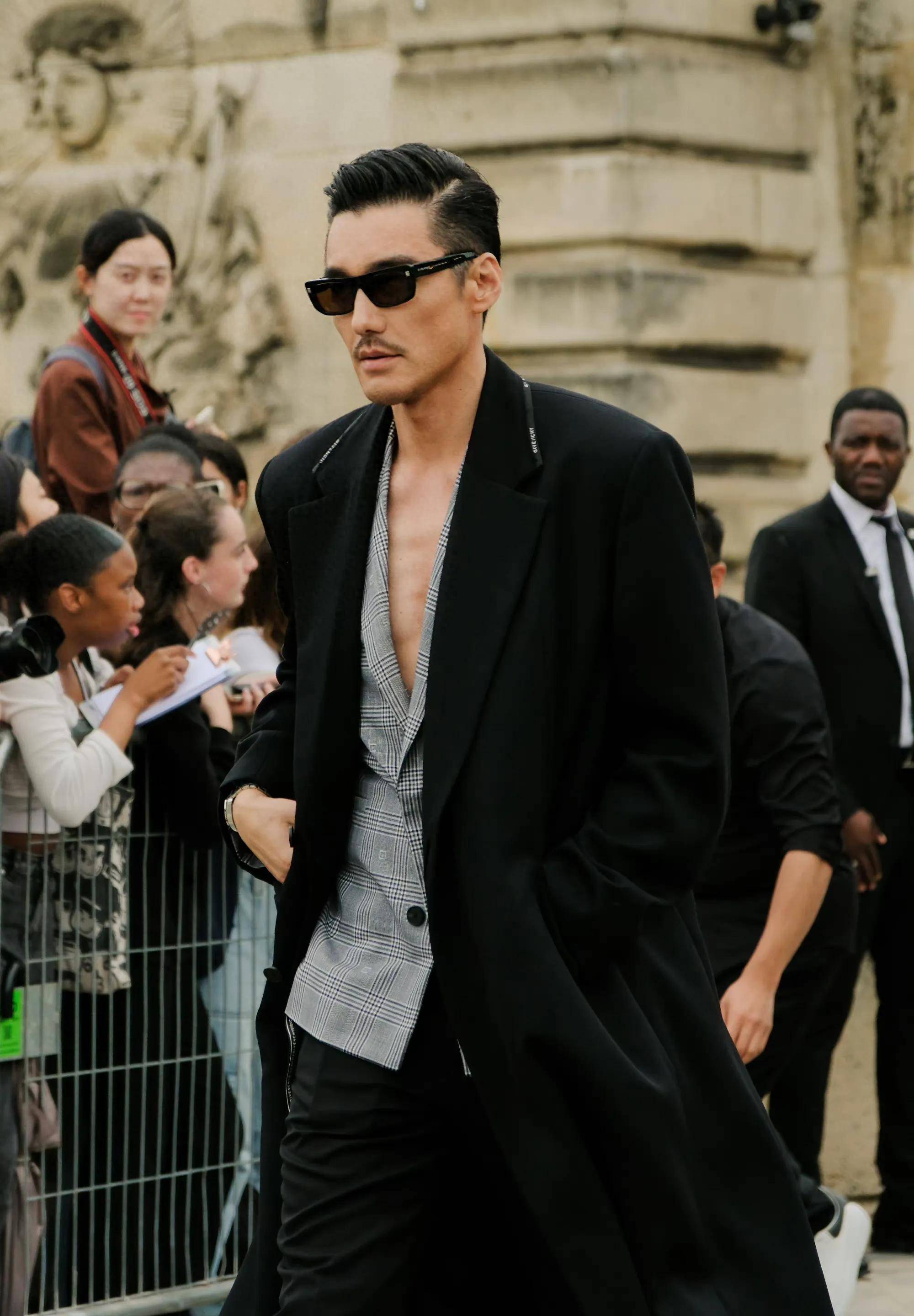 第二届时装周,杨颖,孙艺珍,路透,刘诗诗变脸,刘雯赢了_时尚_套装_胡兵