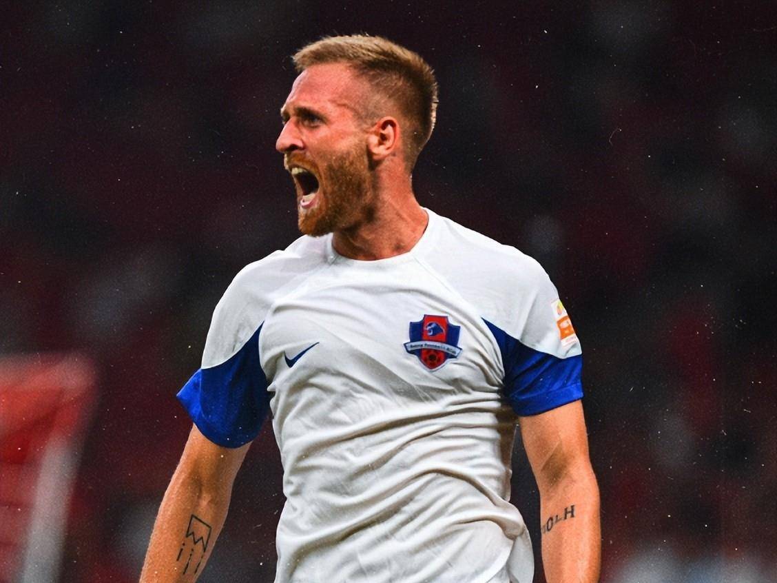 梅州客家0-2败北津门虎,科特尼克小角度凌空抽射,展现队伍活力_比赛