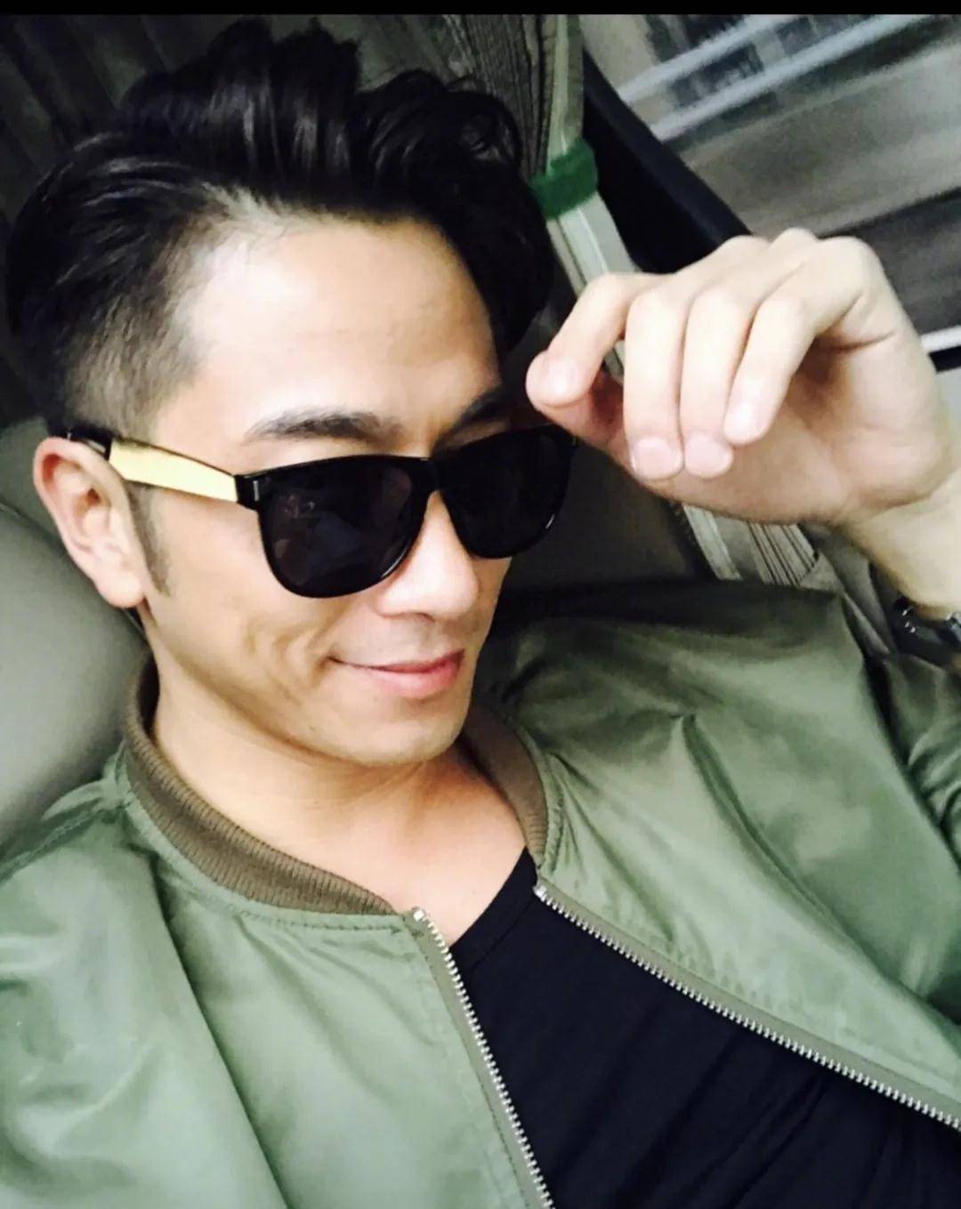 吴卓羲41岁状态惊艳众网友,纷纷喊话:快来内地开课吧_钟嘉欣_恋情