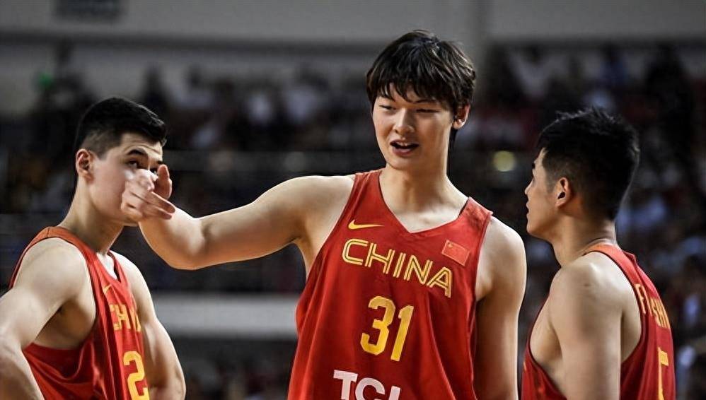 中国男篮,王哲林救赎之战,奥运会资格有望了_比赛_球迷_国际