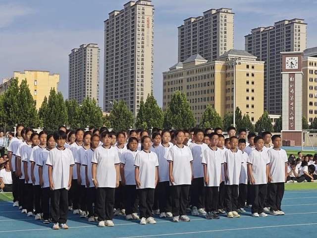 戎马青春意气昂-郑州市第七十九中学新生军训闭营仪式暨入学礼剪影